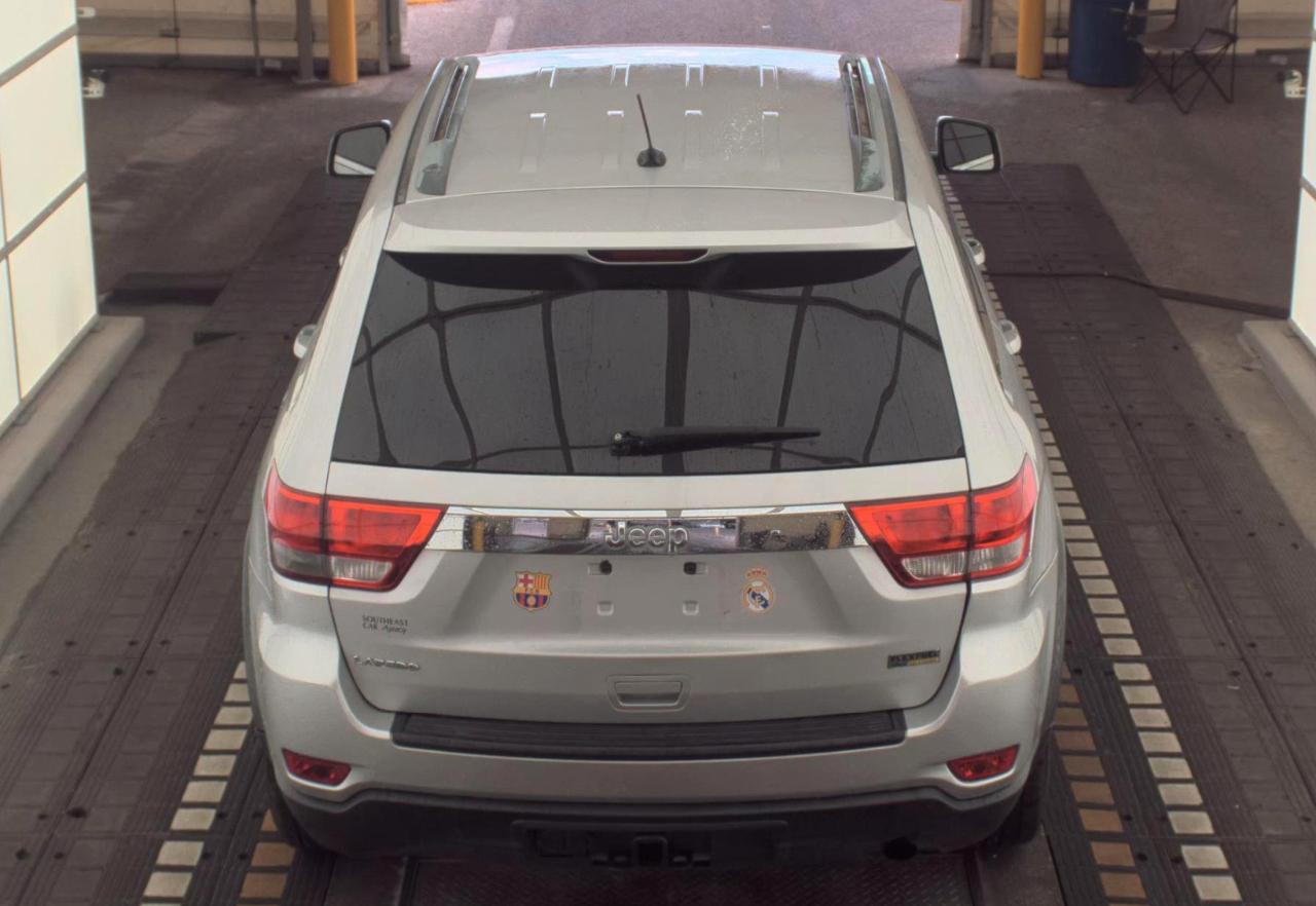Jeep Grand Cherokee  2012