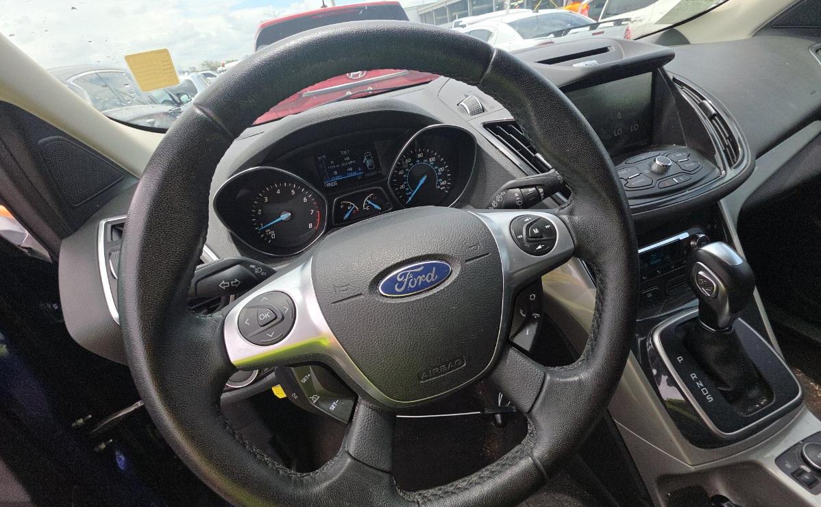 Ford Escape  2013