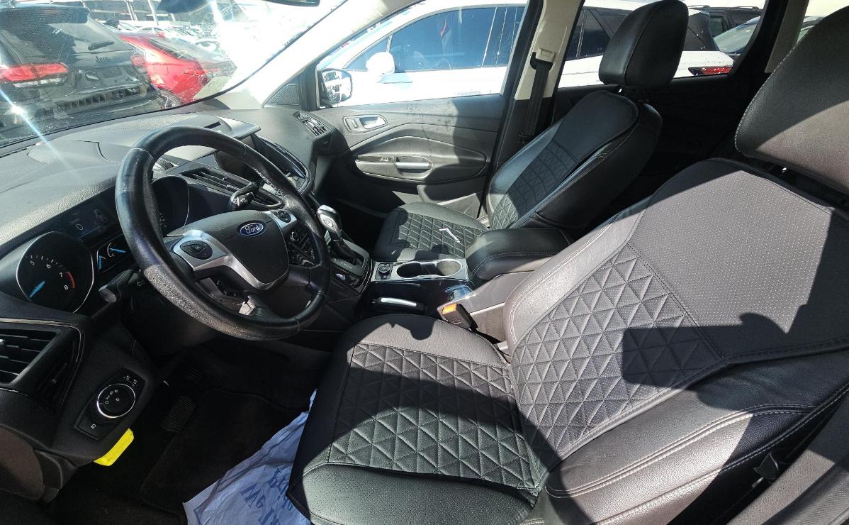 Ford Escape  2014