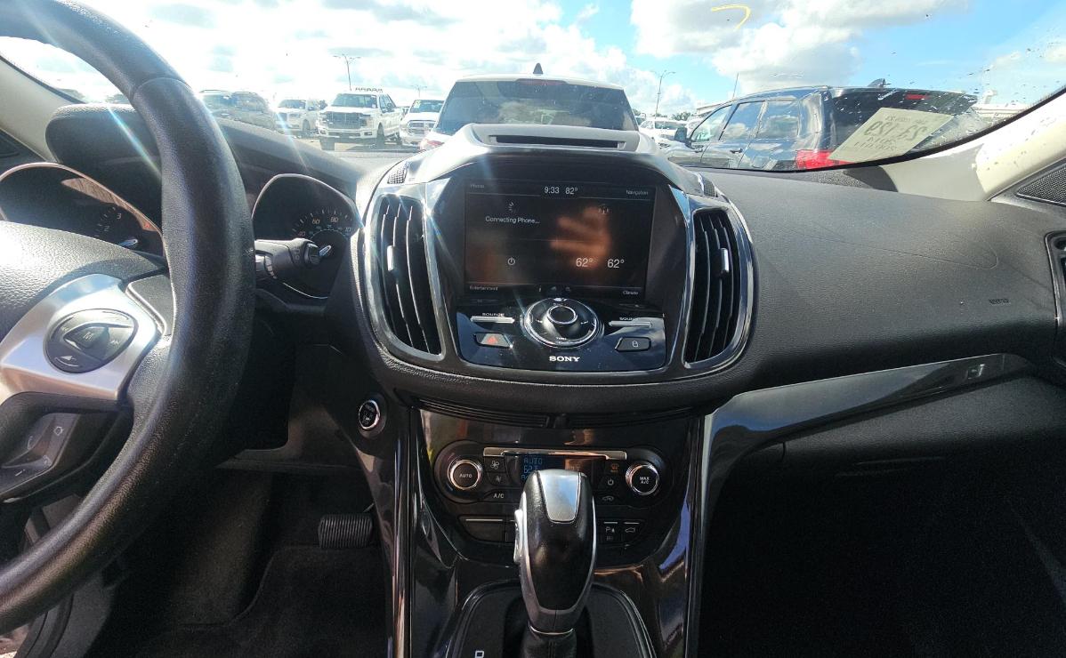 Ford Escape  2014