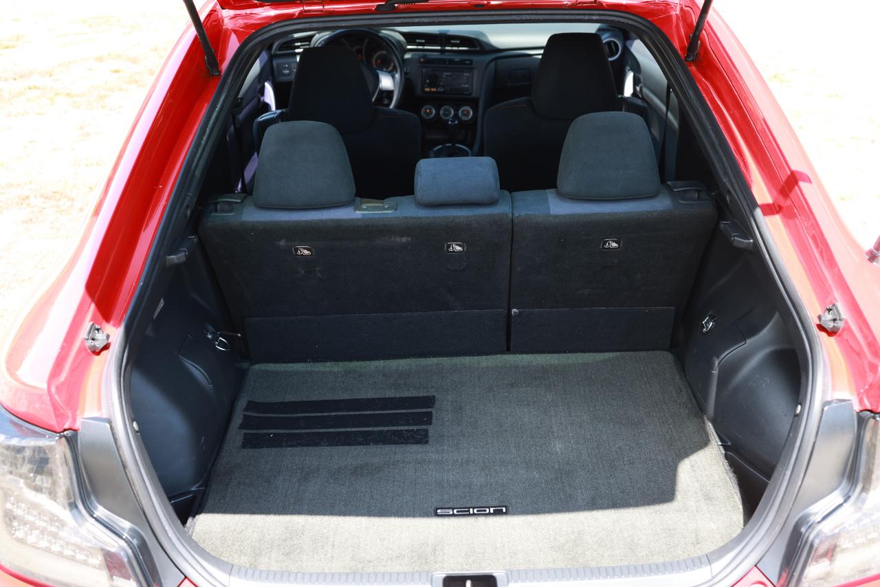 Scion tC  2013