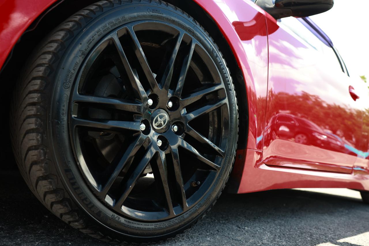 Scion tC  2013