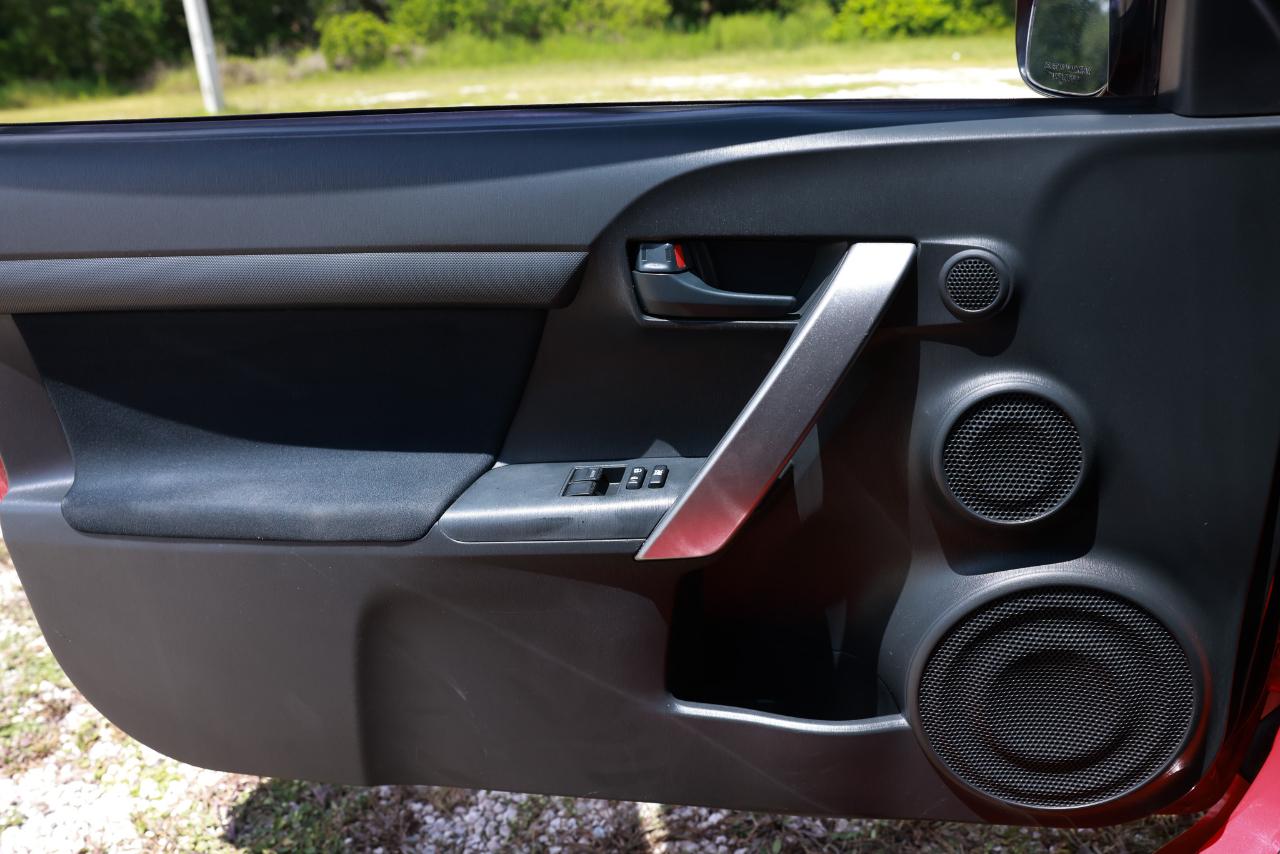 Scion tC  2013