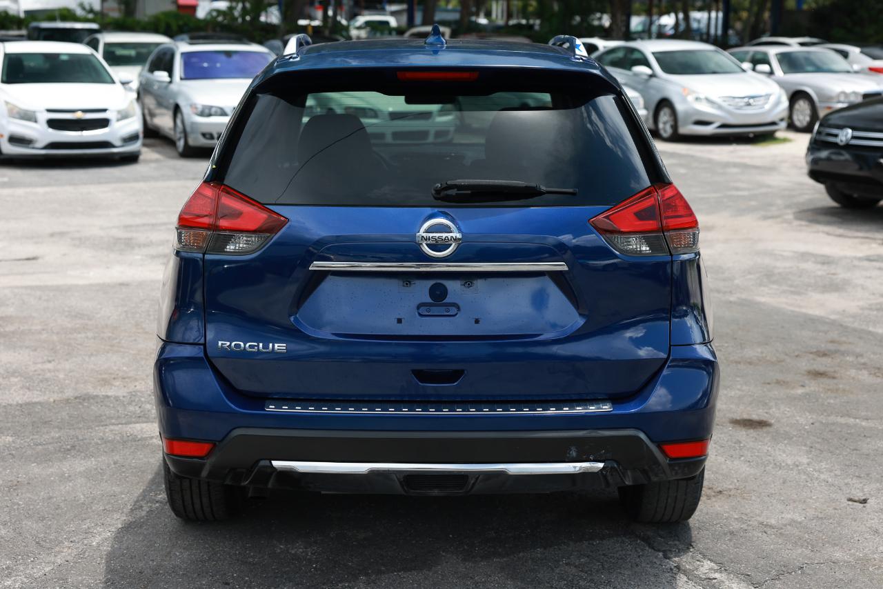 Nissan Rogue  2017