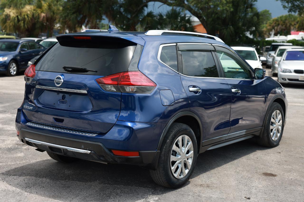 Nissan Rogue  2017