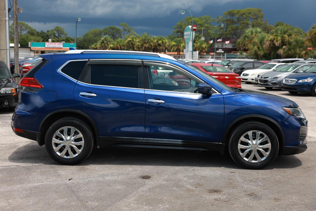 Nissan Rogue  2017