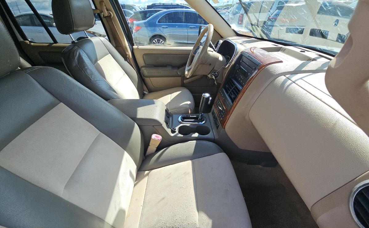 Ford Explorer  2007