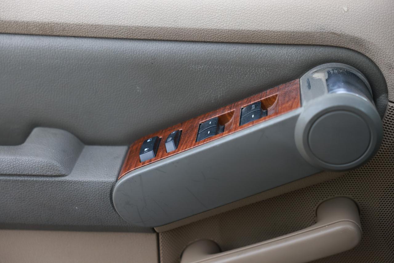 Ford Explorer  2007