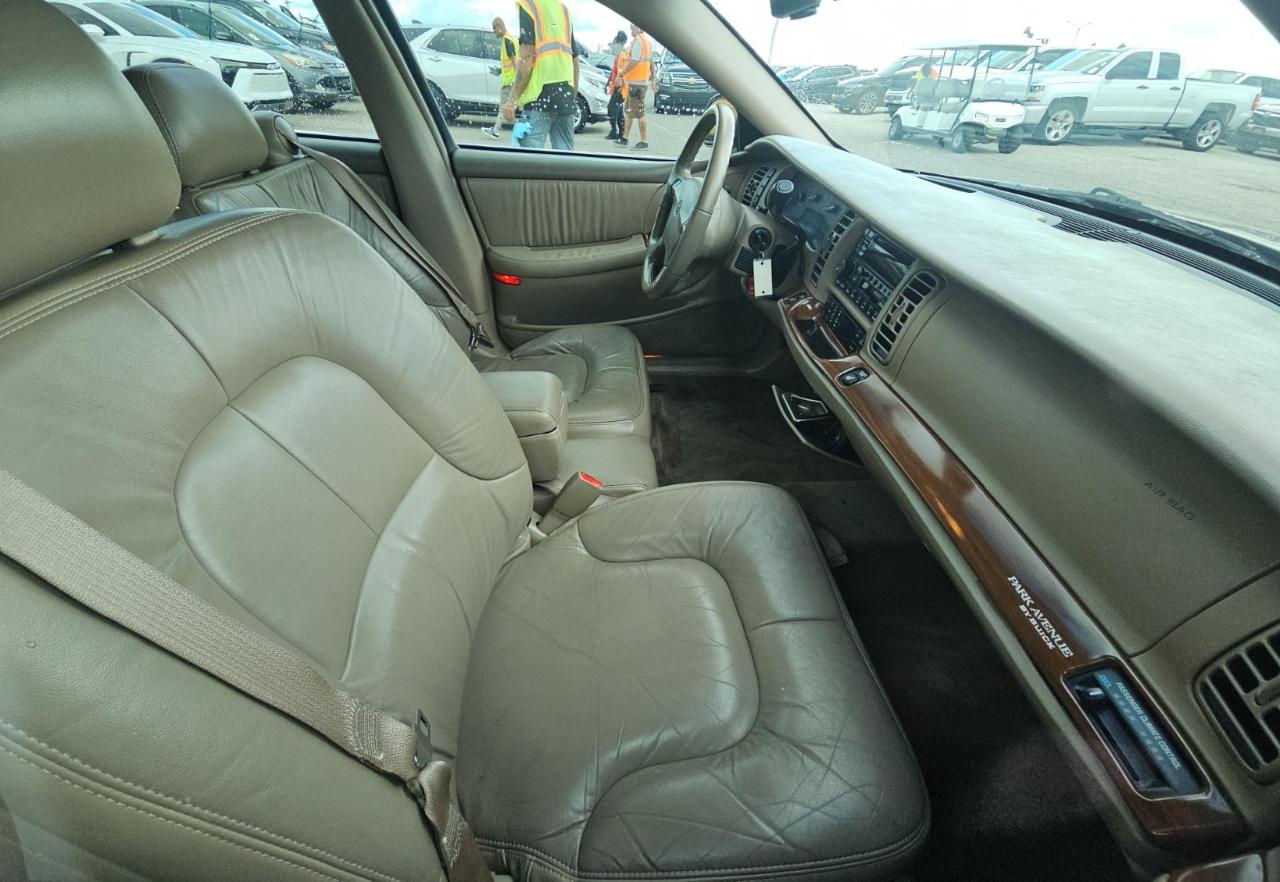 Buick Park Avenue  2003