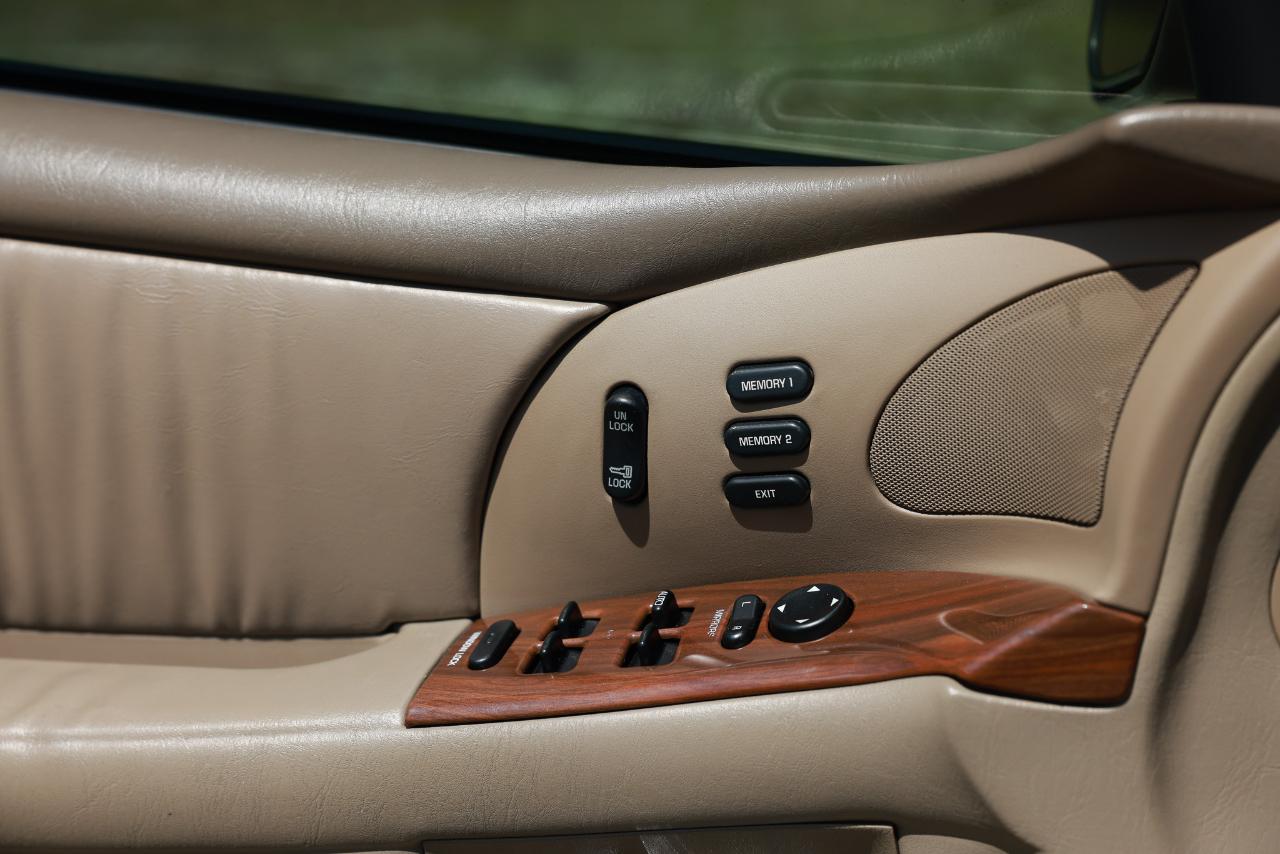 Buick Park Avenue  2003