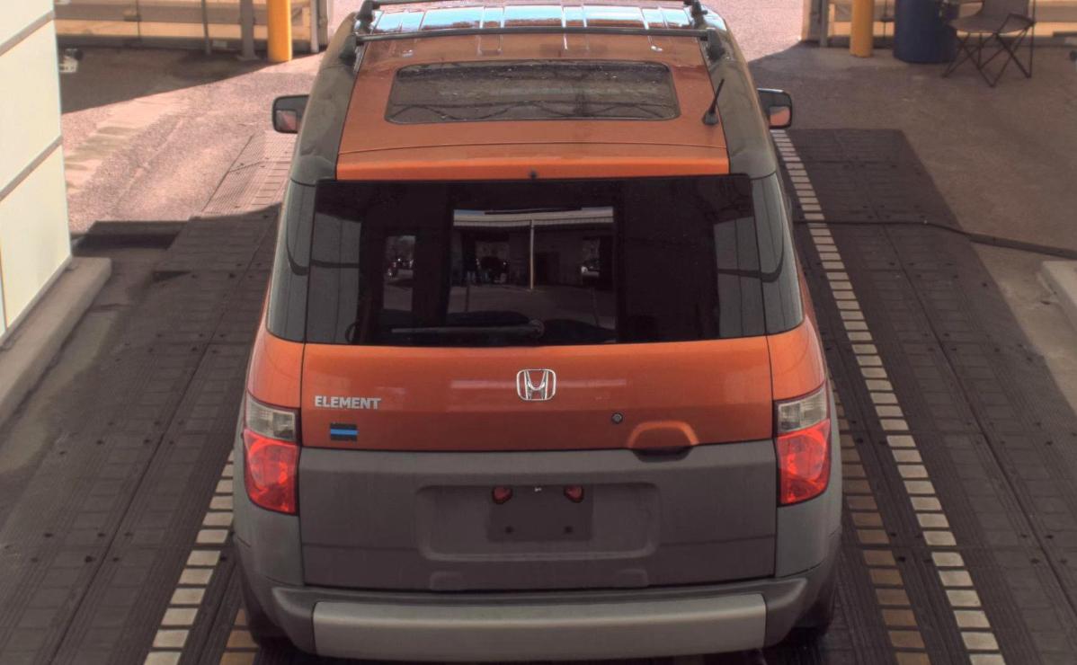 Honda Element  2004