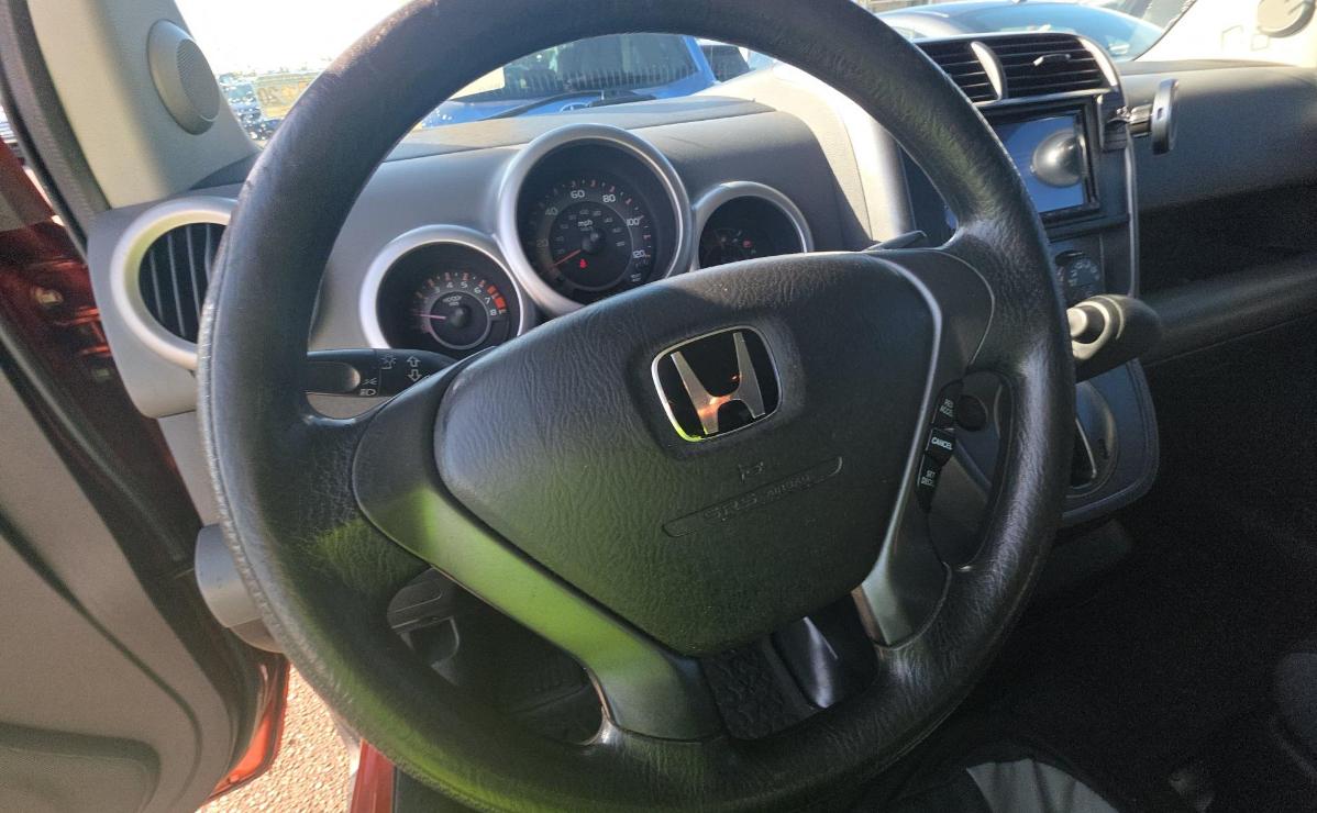 Honda Element  2004