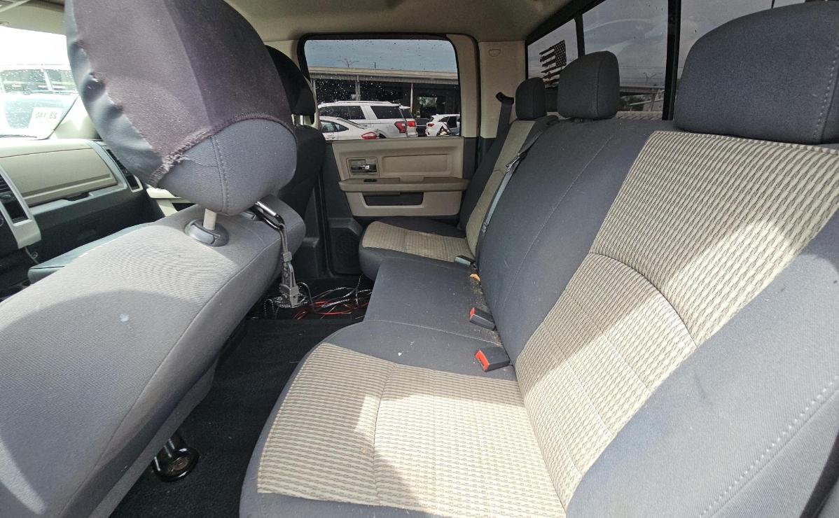 Dodge Ram 1500  2010