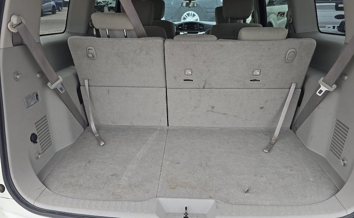 Nissan Quest  2013