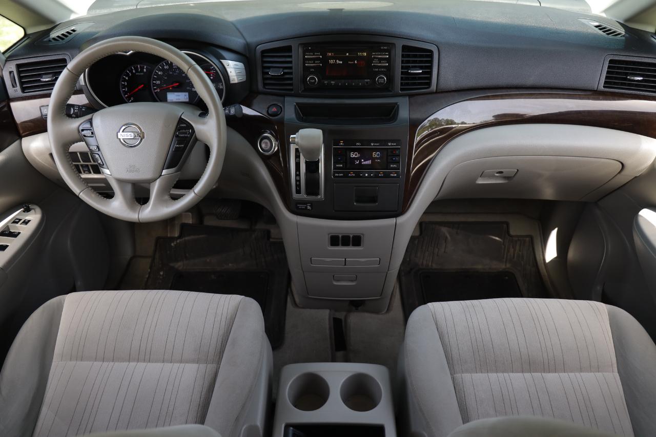 Nissan Quest  2013
