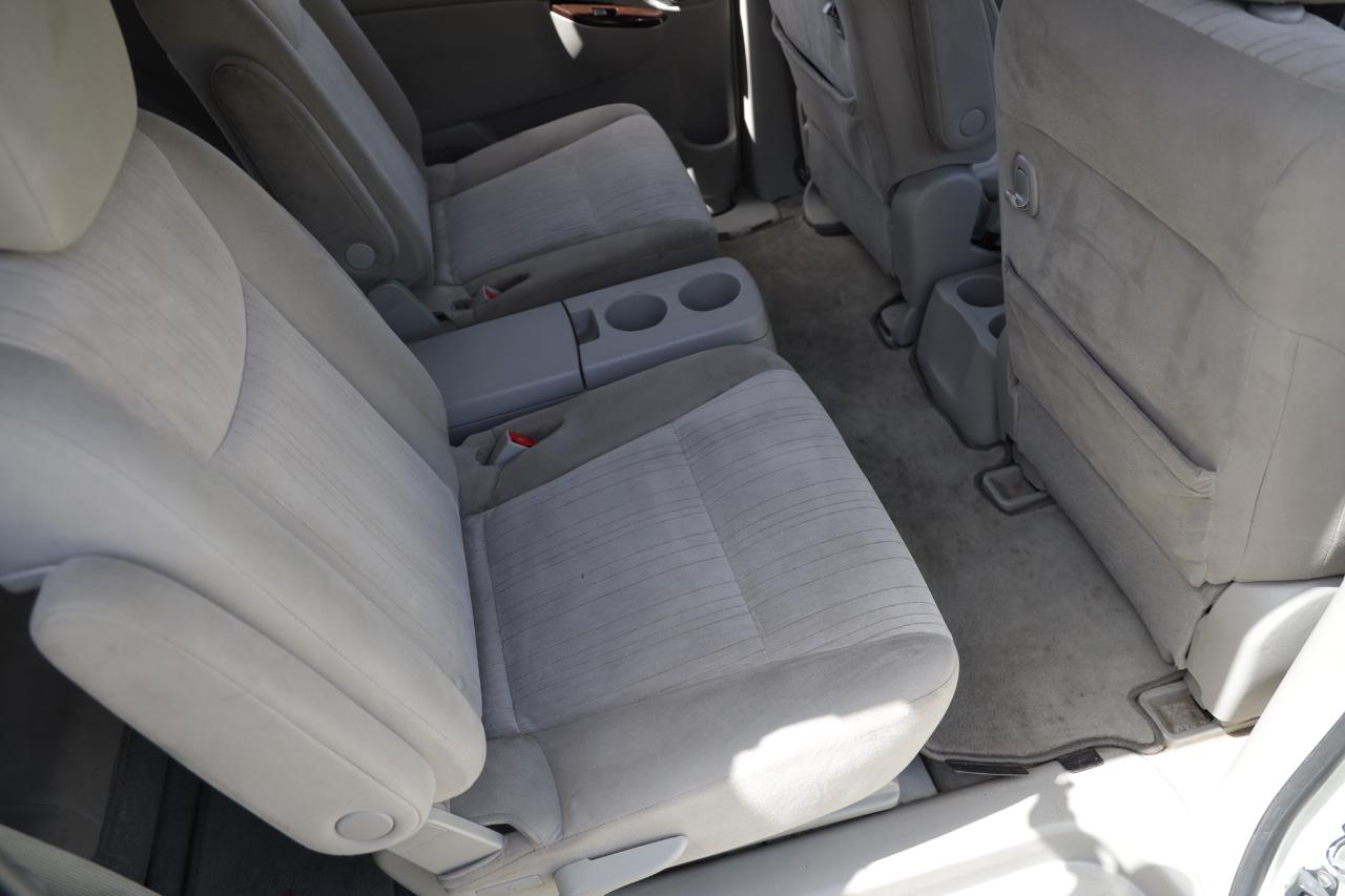 Nissan Quest  2013