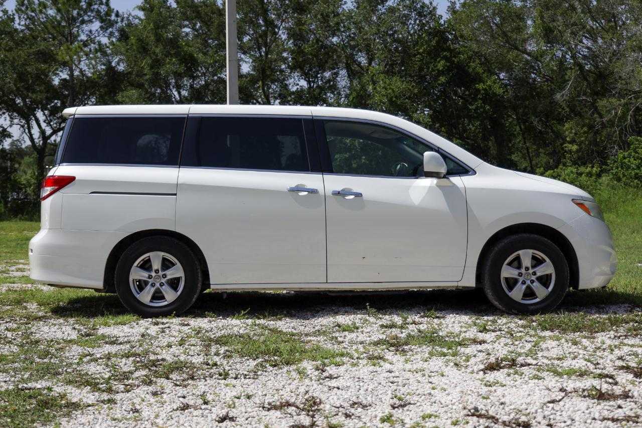 Nissan Quest  2013