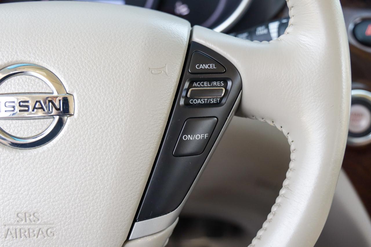 Nissan Quest  2013