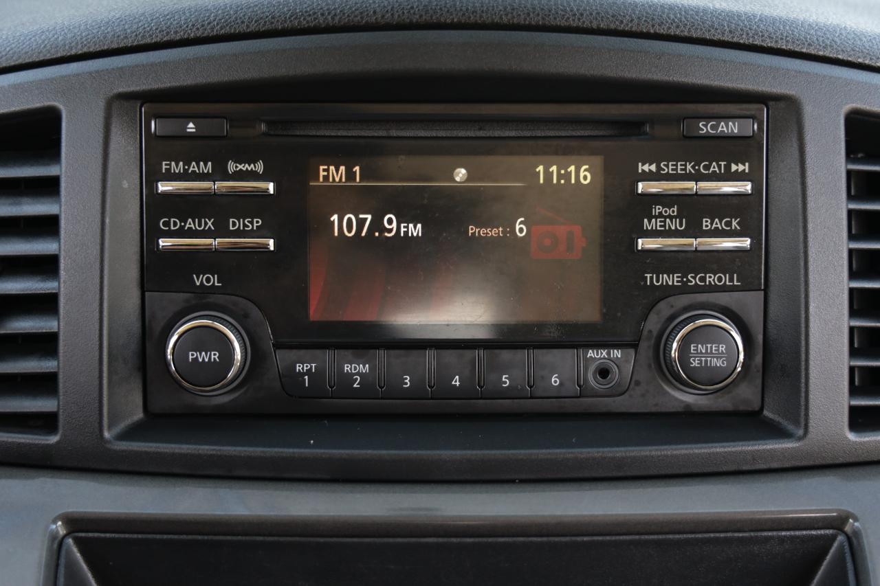 Nissan Quest  2013