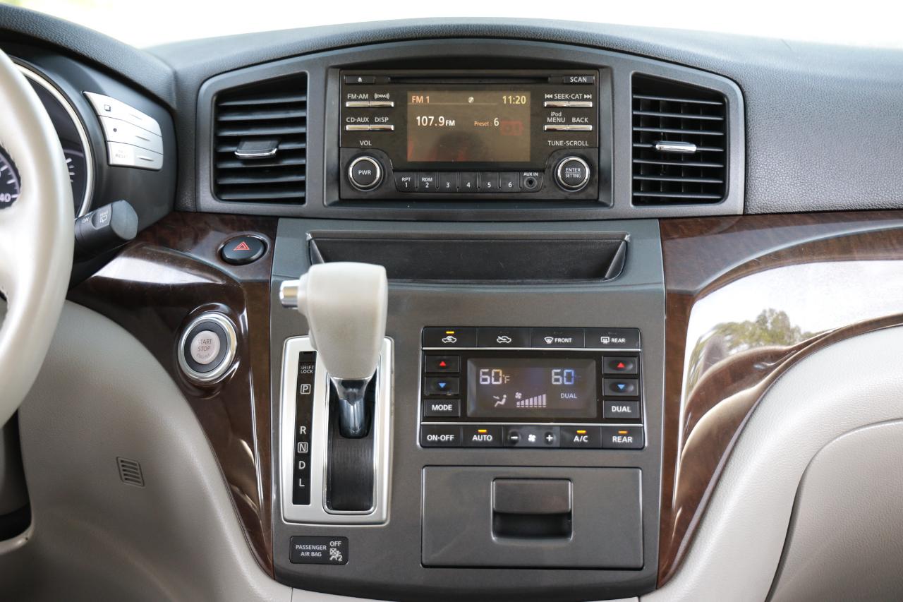 Nissan Quest  2013