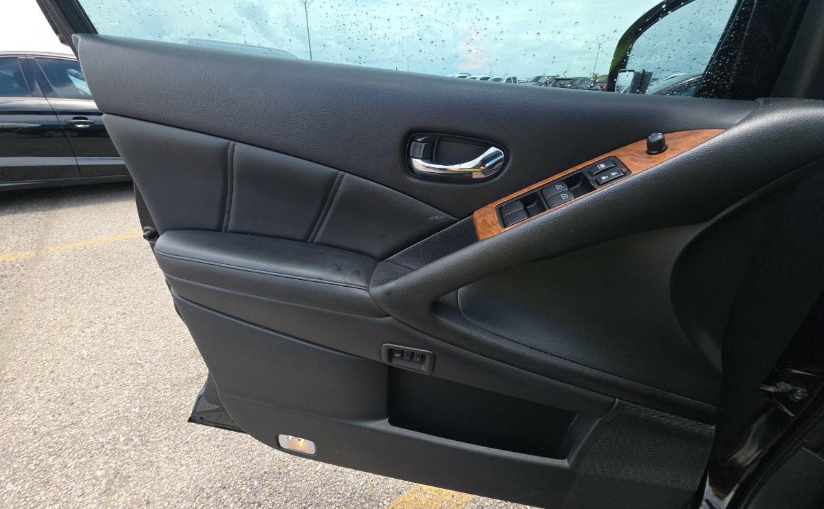 Nissan Murano  2012