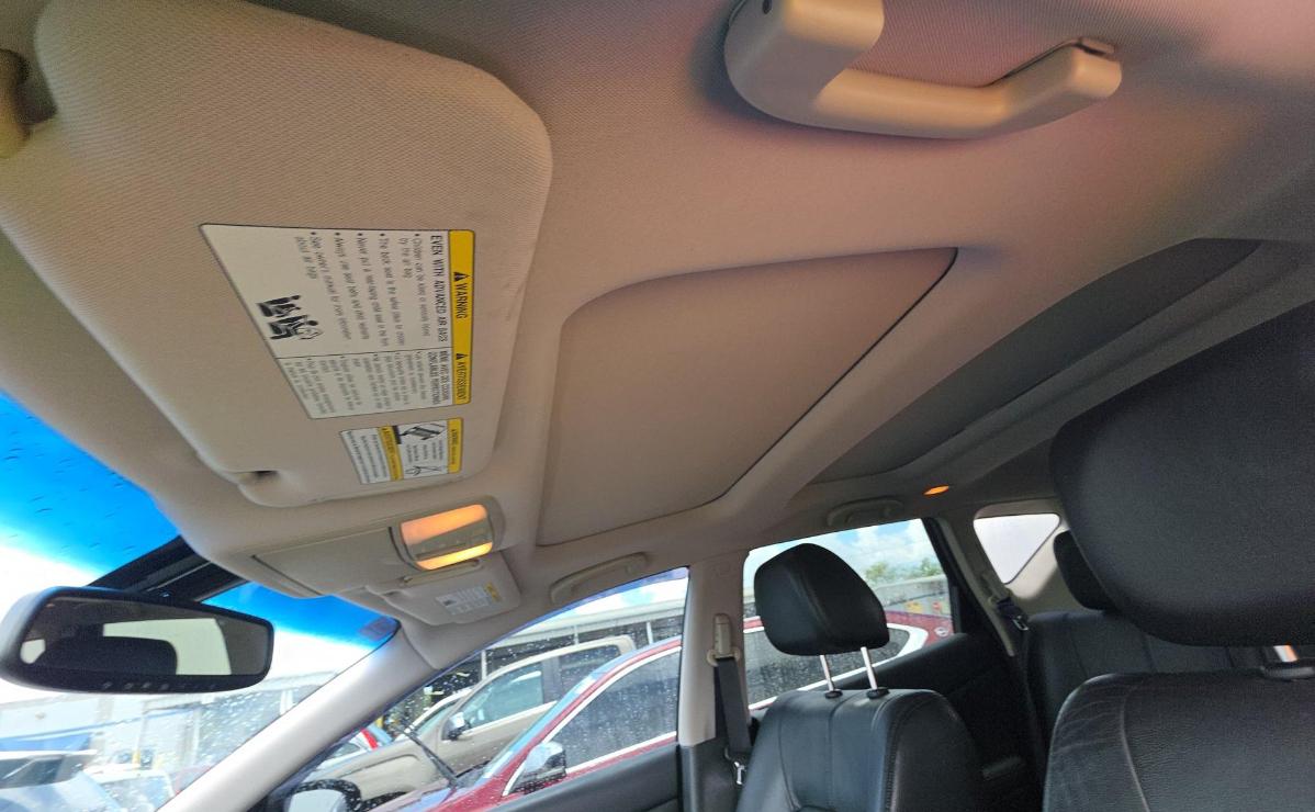 Nissan Murano  2012