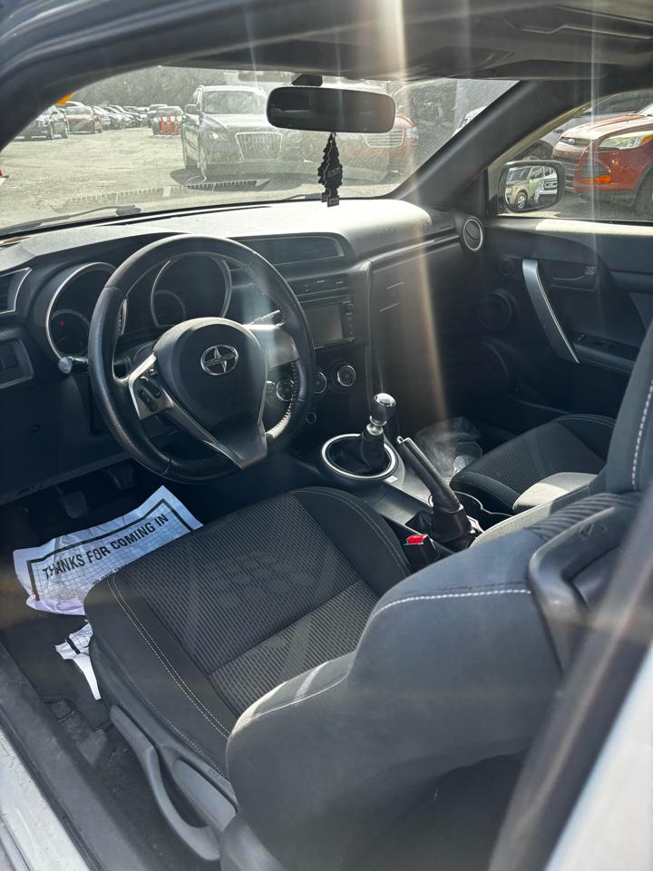 Scion tC  2014