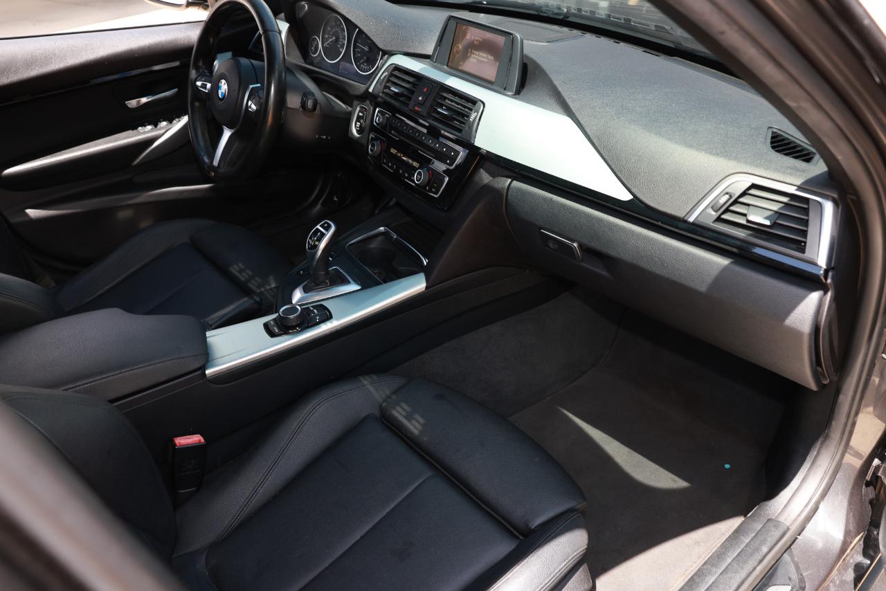 BMW 3 Series  2017