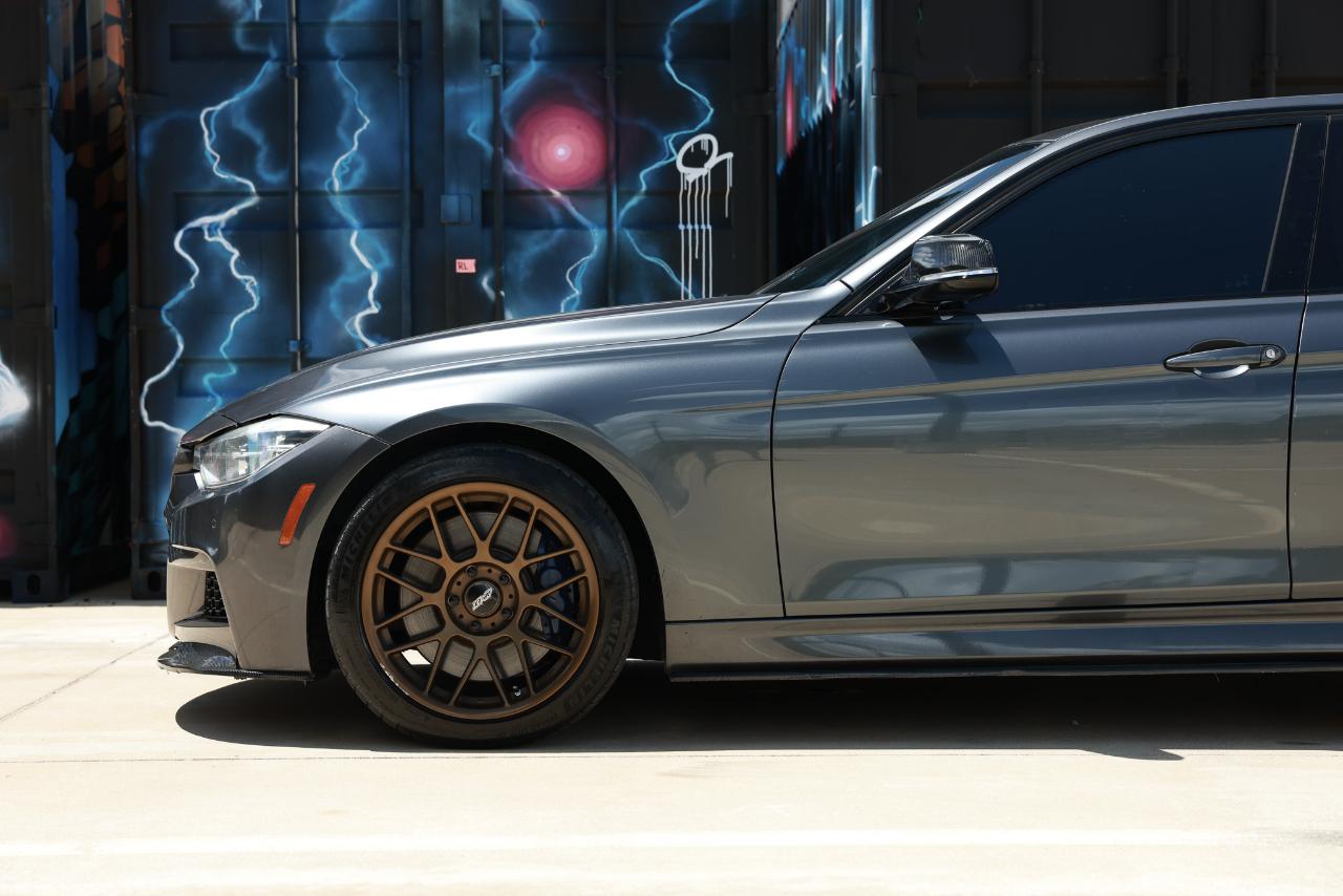 BMW 3 Series  2017