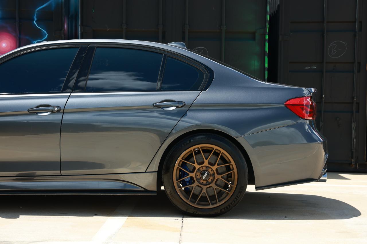 BMW 3 Series  2017