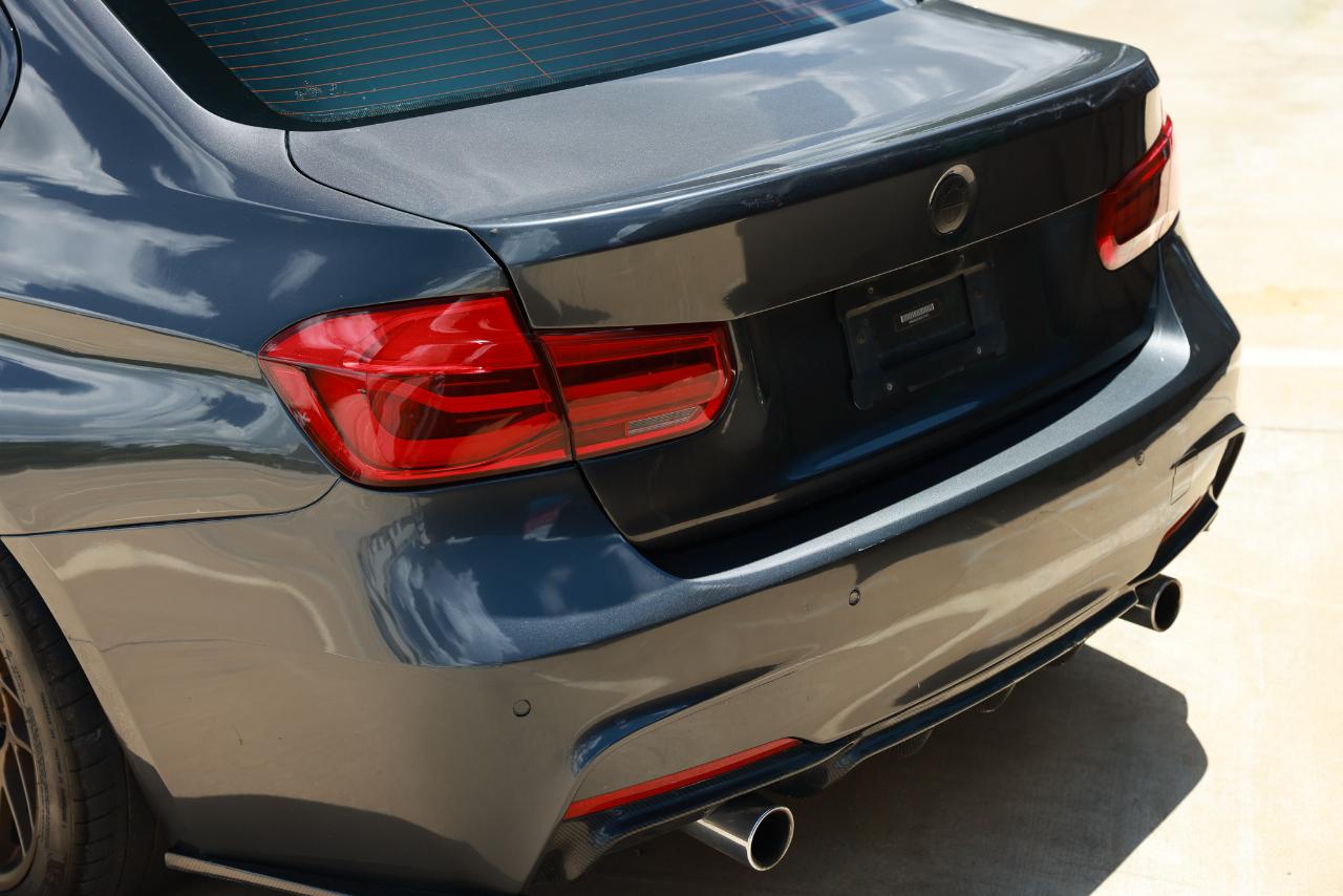 BMW 3 Series  2017
