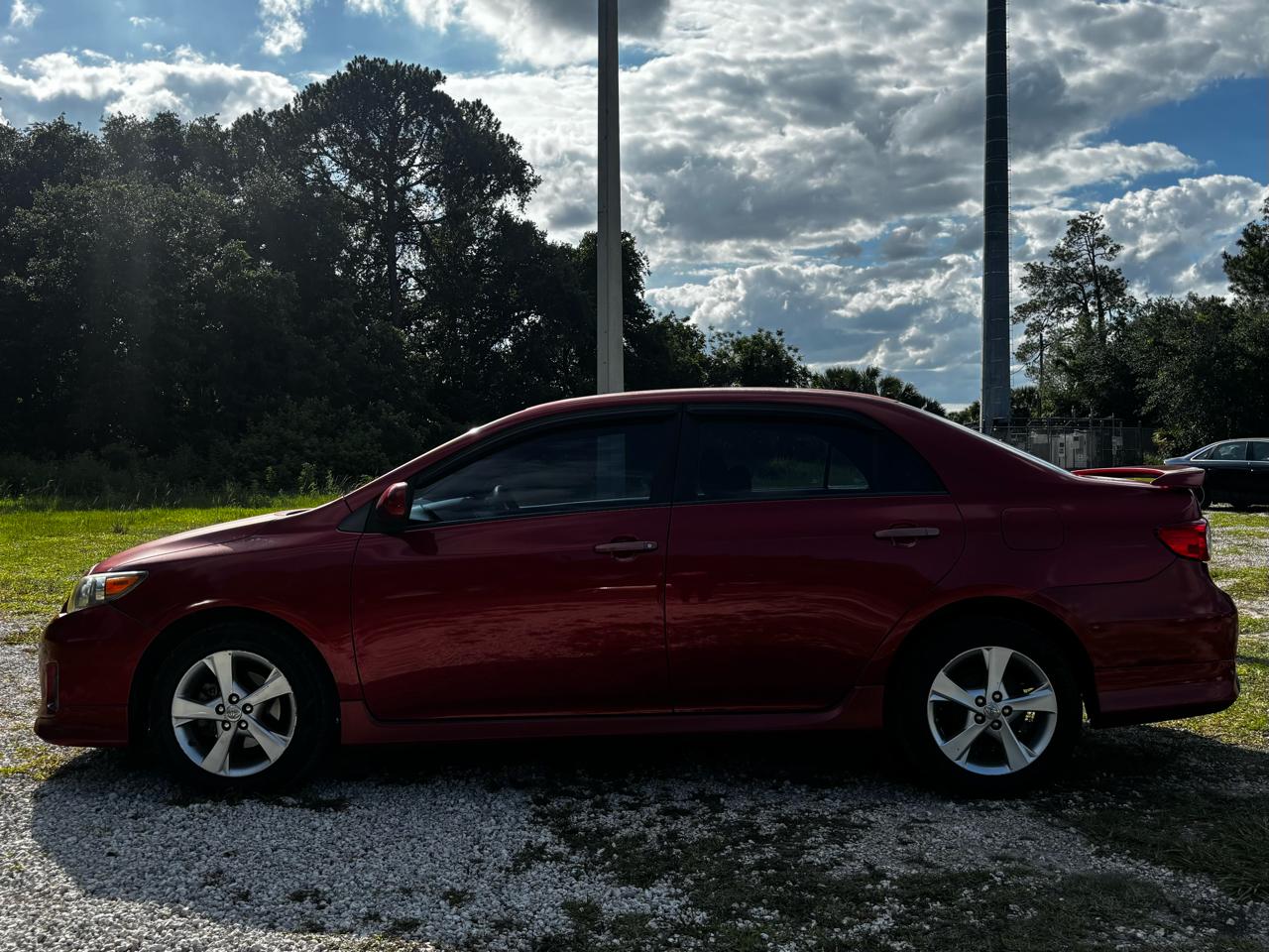 Toyota Corolla  2011