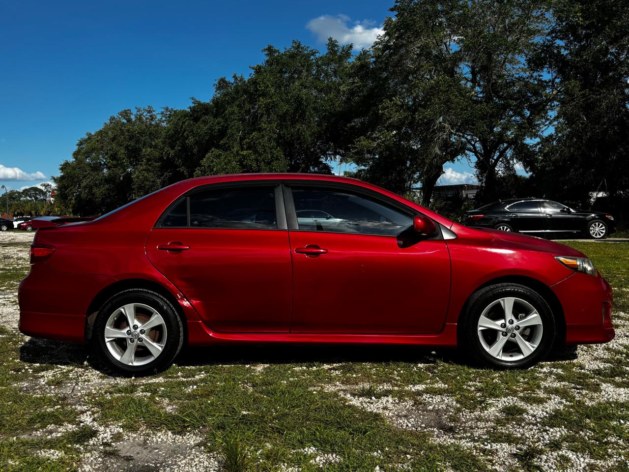 Toyota Corolla  2011