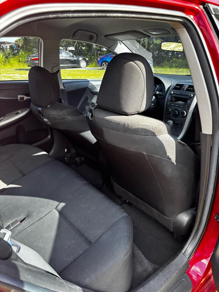 Toyota Corolla  2011