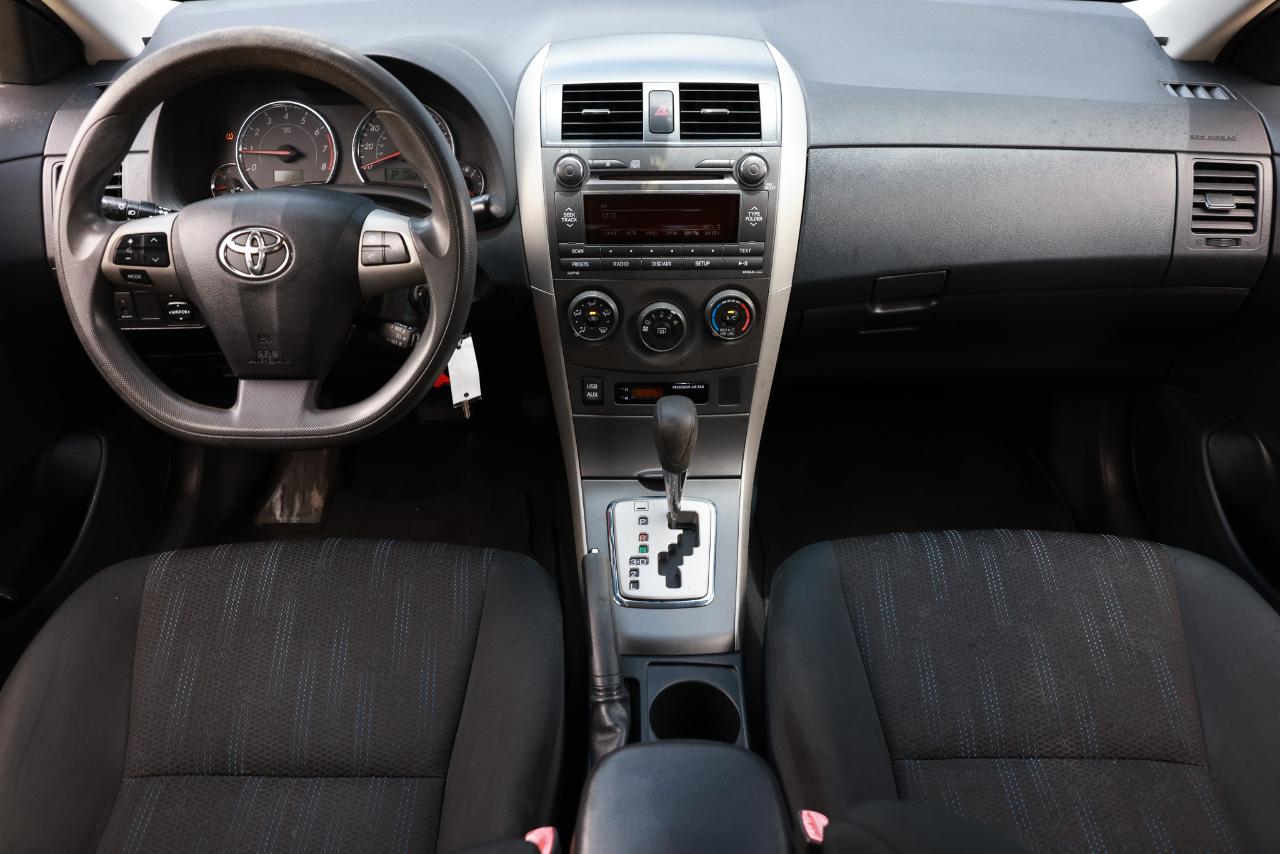 Toyota Corolla  2011
