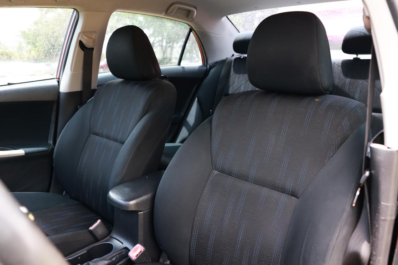 Toyota Corolla  2011