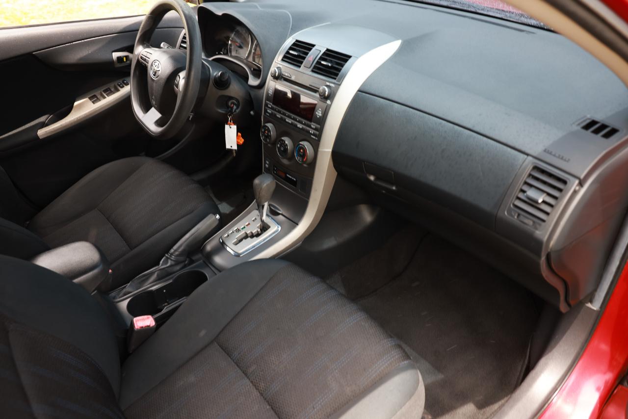 Toyota Corolla  2011