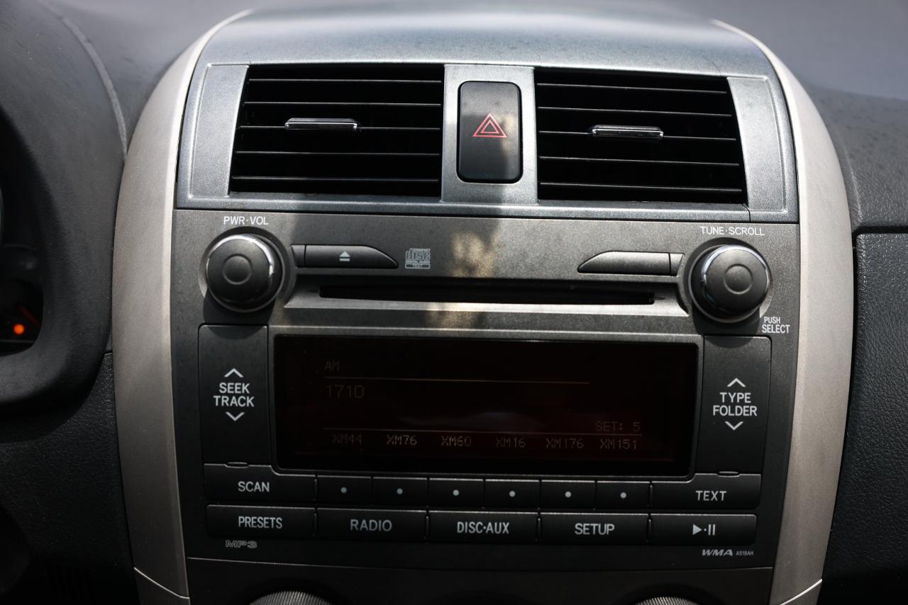 Toyota Corolla  2011