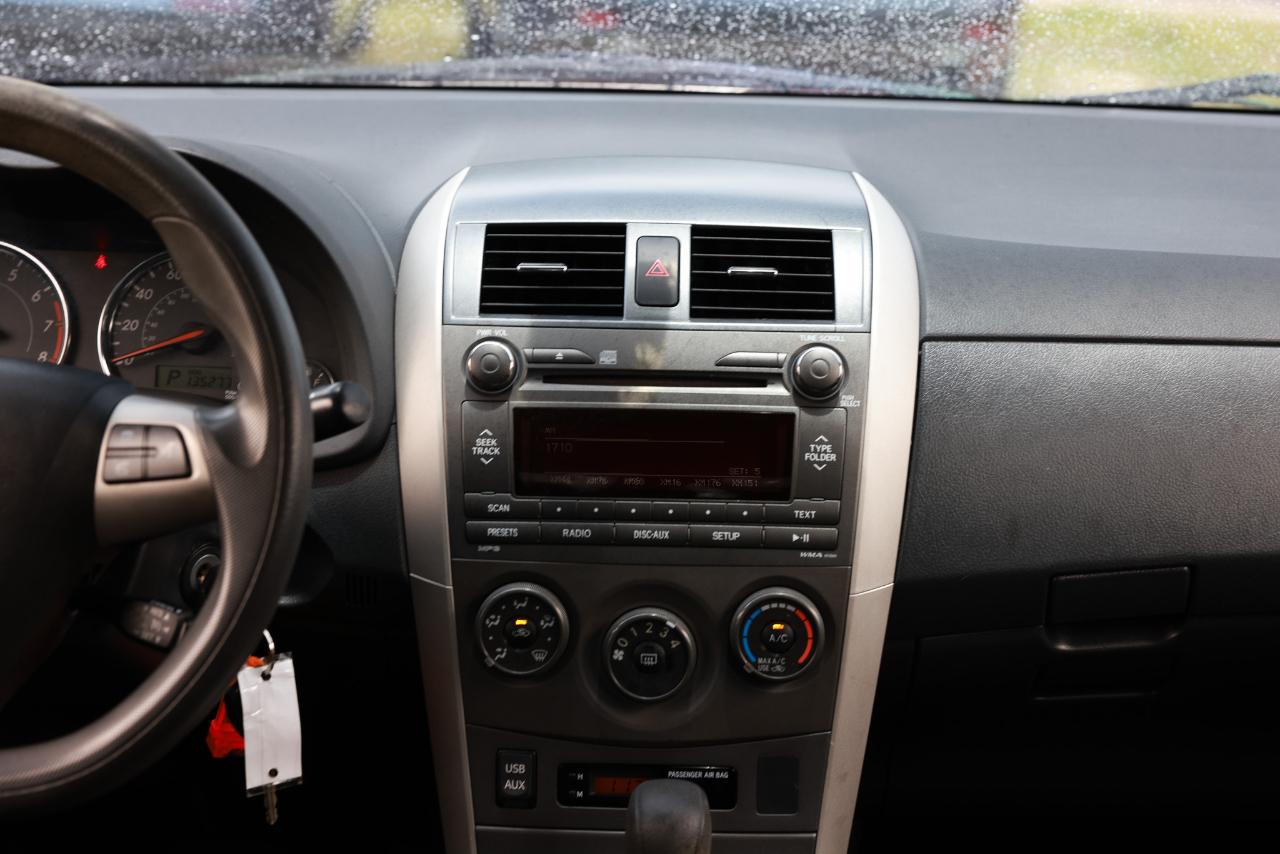 Toyota Corolla  2011
