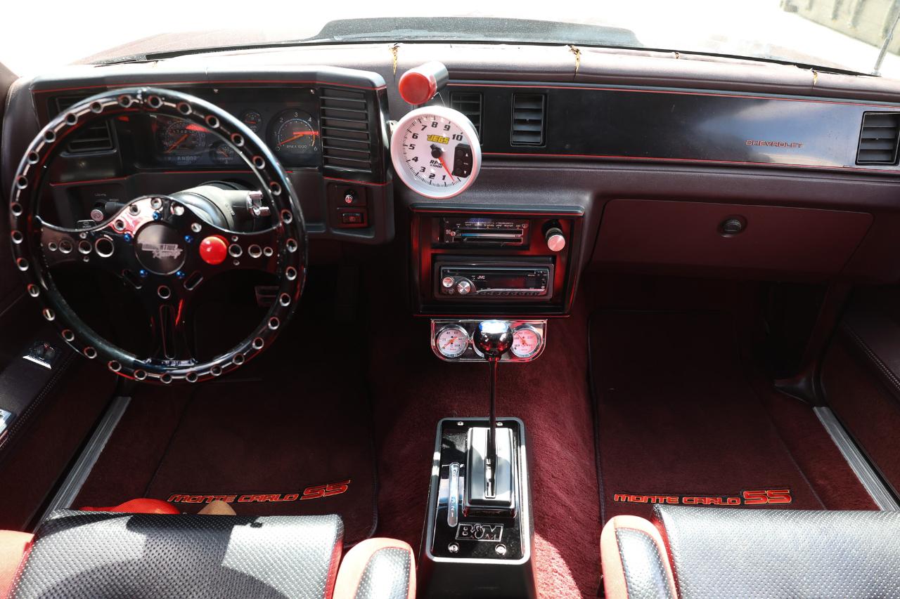Chevrolet Monte Carlo  1987