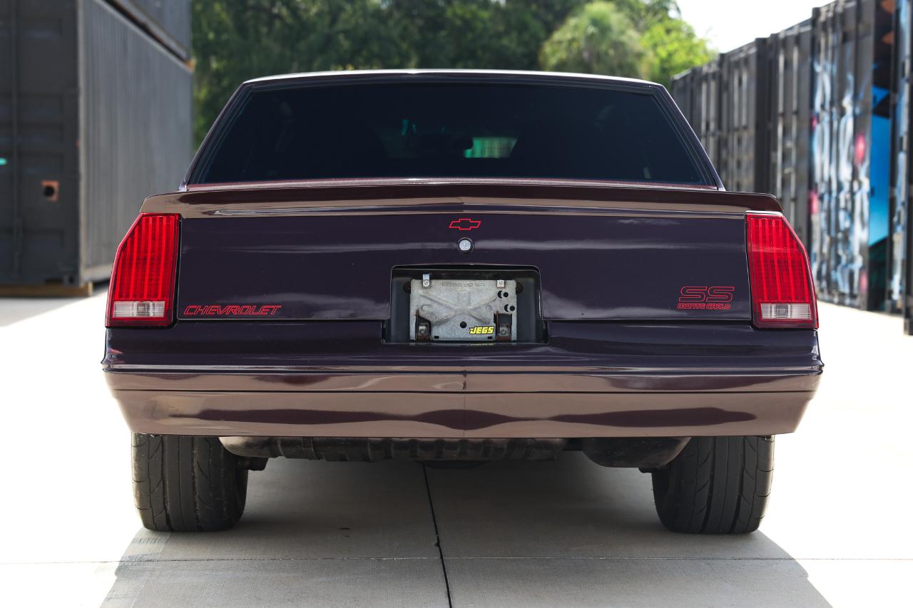 Chevrolet Monte Carlo  1987