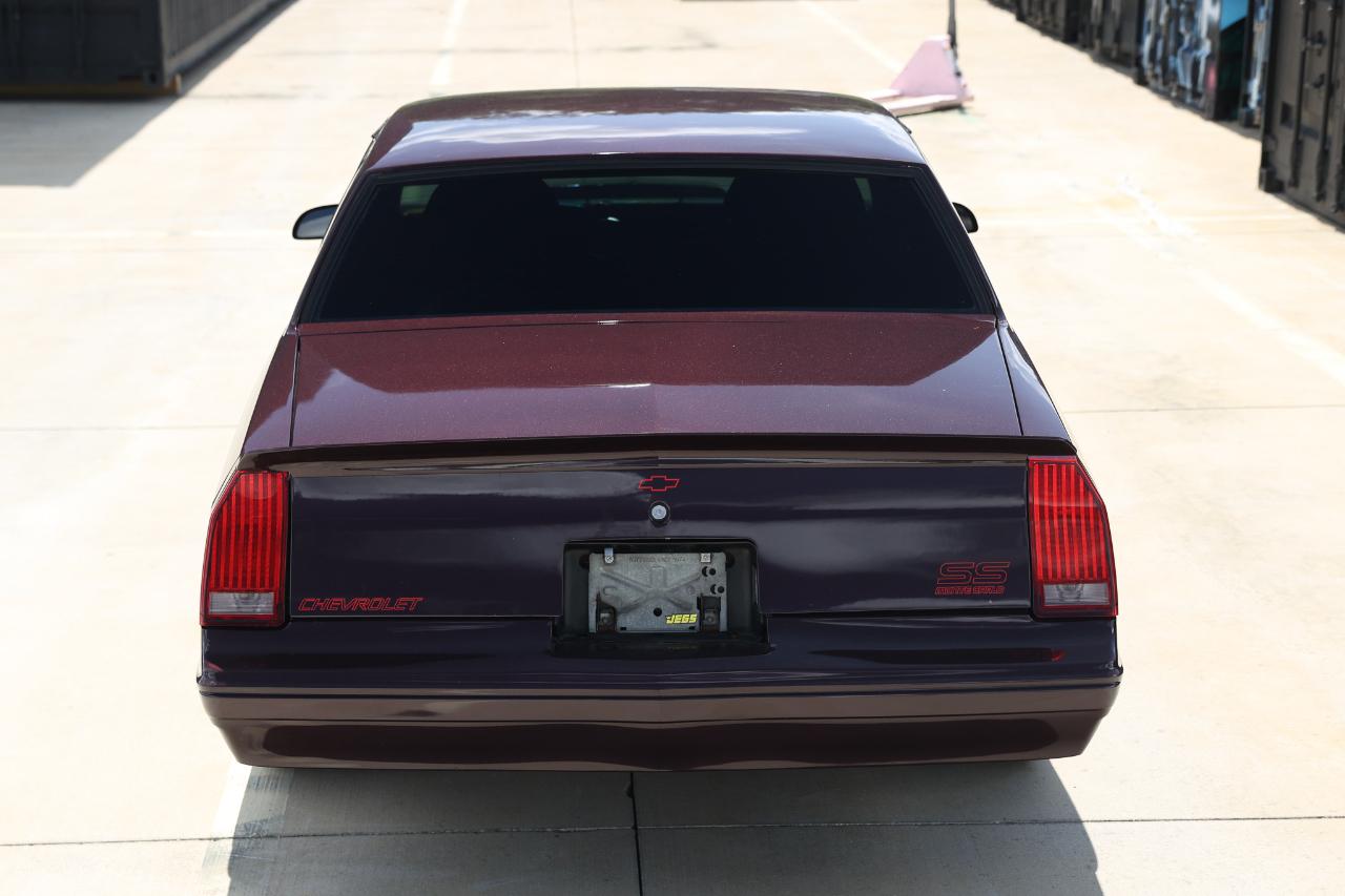 Chevrolet Monte Carlo  1987