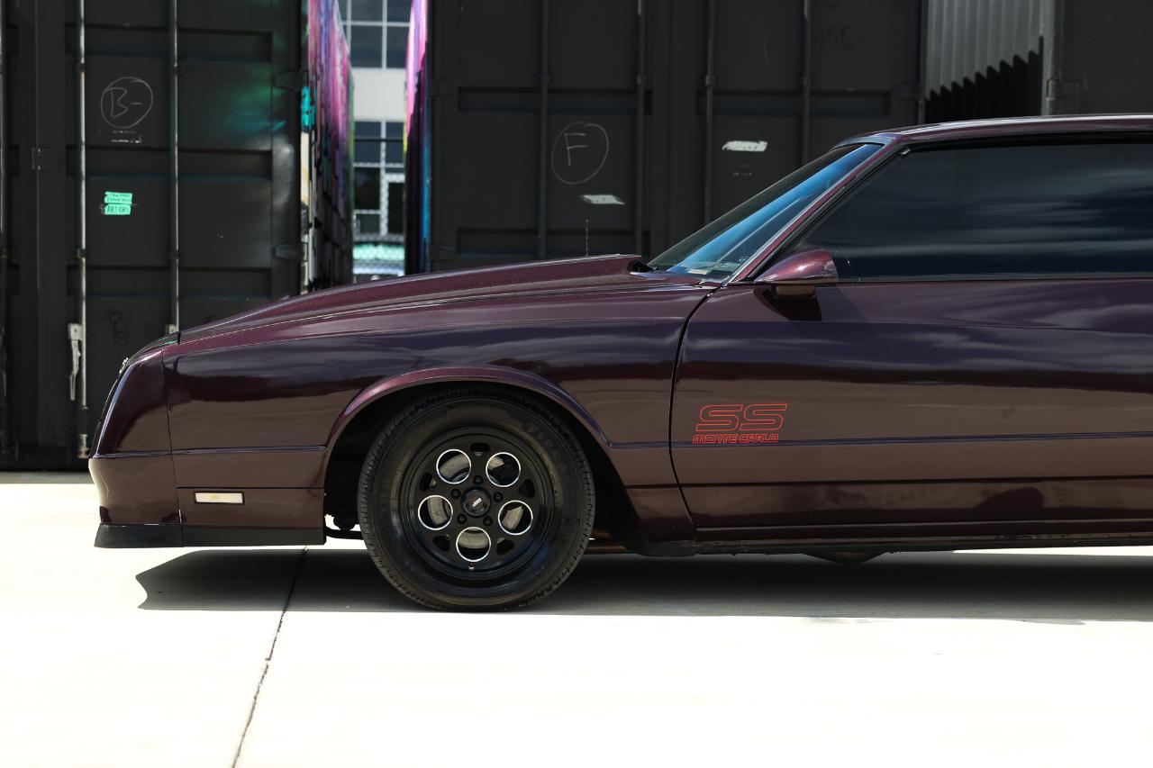 Chevrolet Monte Carlo  1987