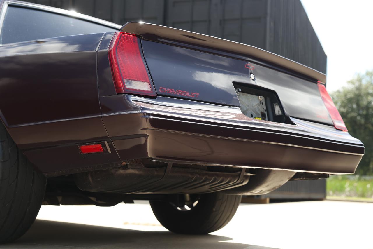 Chevrolet Monte Carlo  1987
