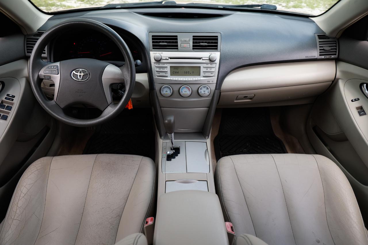 Toyota Camry  2010
