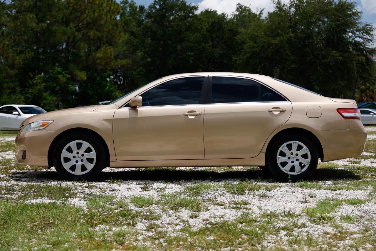 Toyota Camry  2010