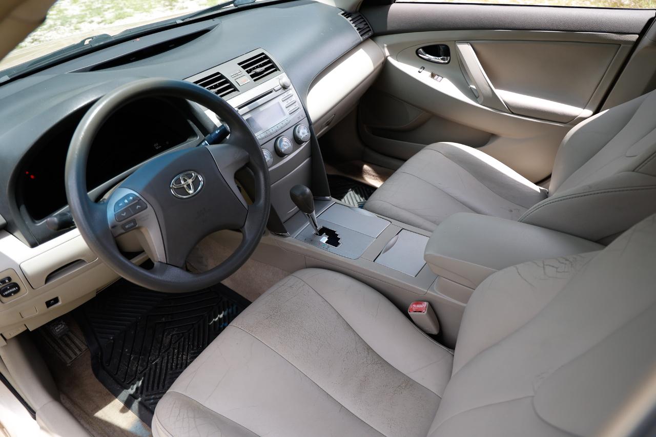 Toyota Camry  2010