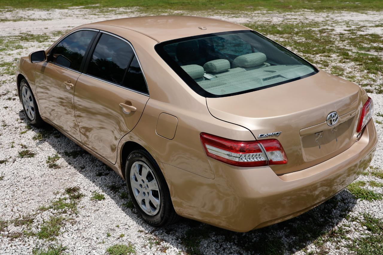 Toyota Camry  2010