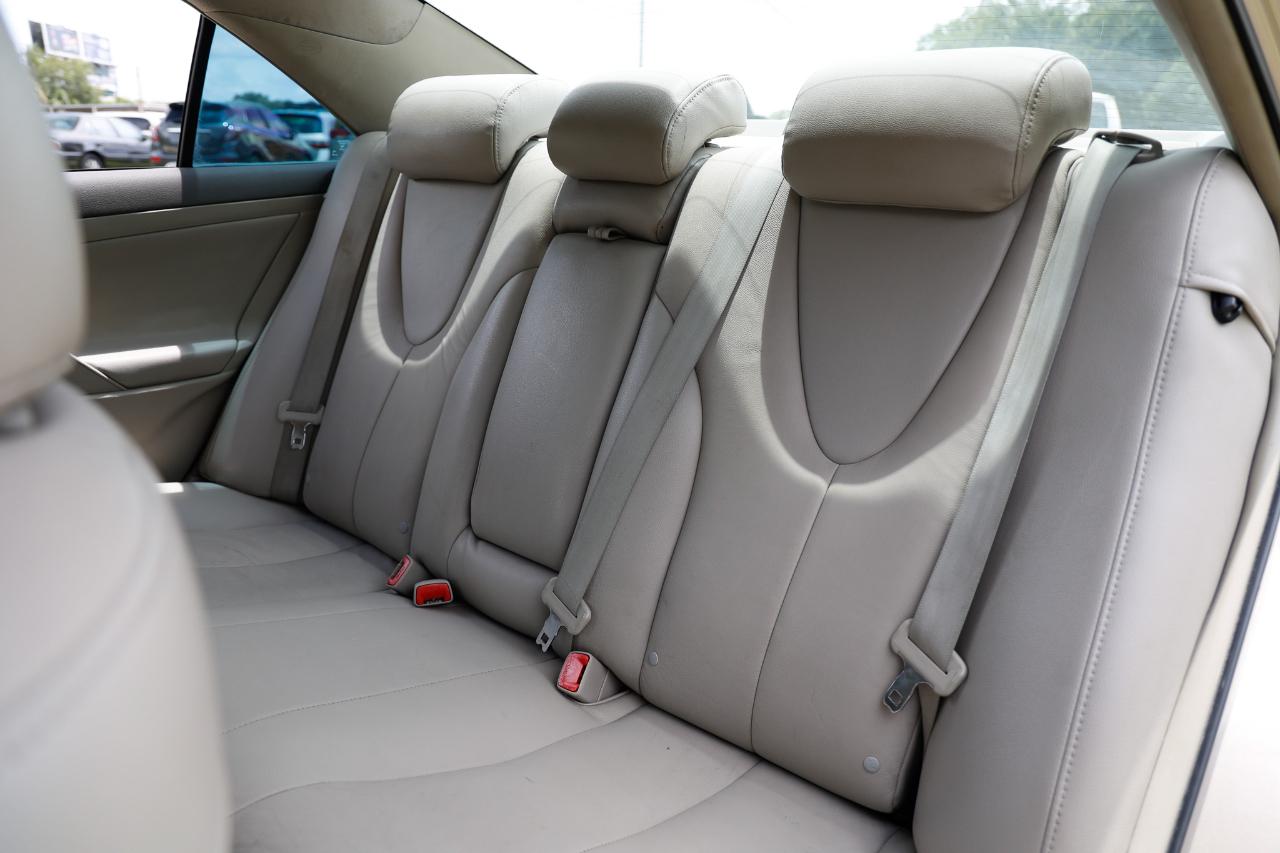 Toyota Camry  2010