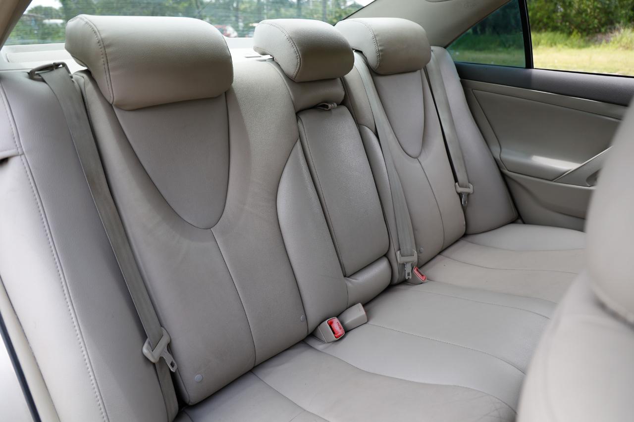 Toyota Camry  2010